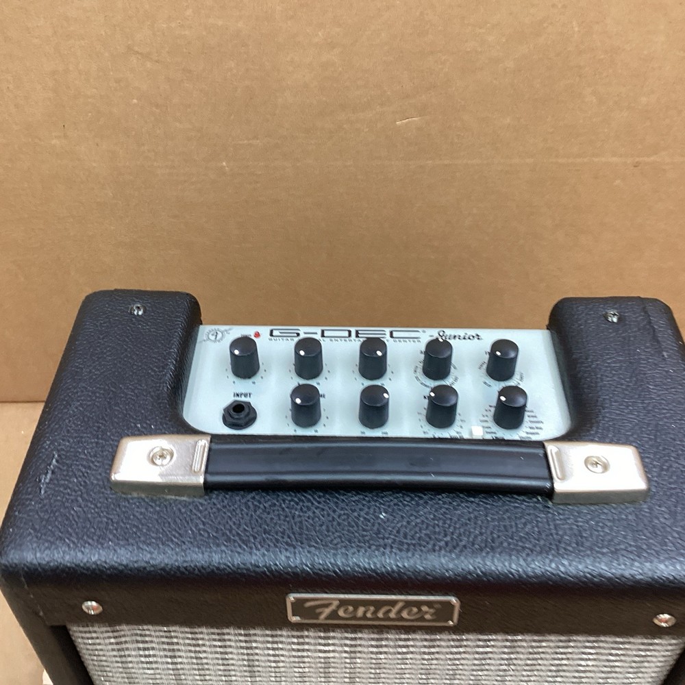 Fender G-Dec Junior Electric Guitar Amp Amplifier Type pr 718