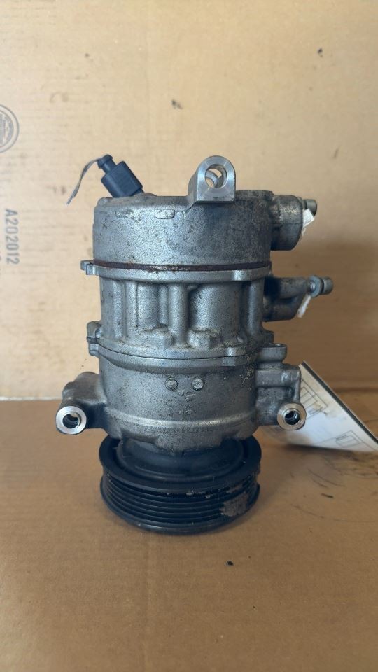 Q5 AUDI 2015 Glove Box 18948