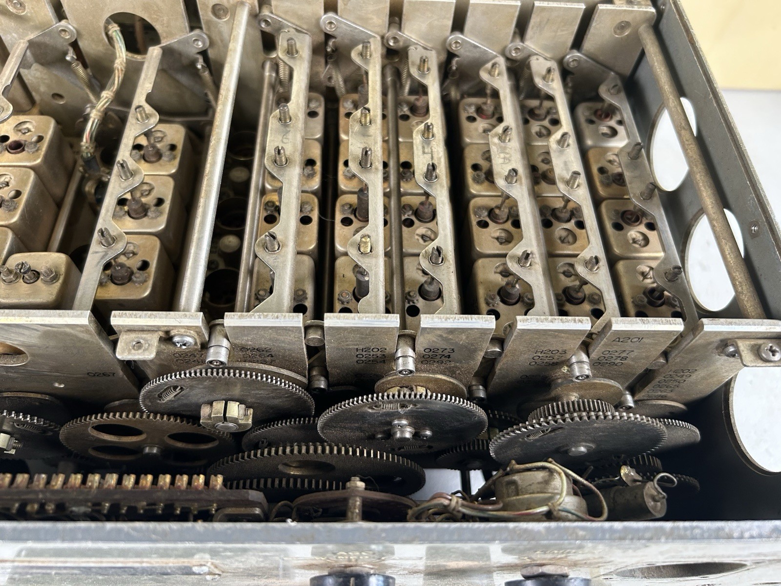 Vintage Collins R-390/URR Army Tube Ham Radio Communications Receiver SN 70