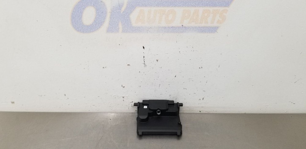 23 FORD BRONCO FRONT FACING CAMERA WINDSHIELD MOUNTED M2DT19H406CH