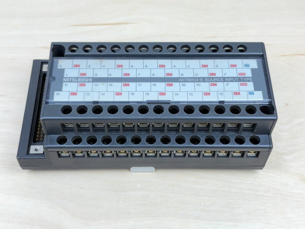 Mitsubishi A6TBX54-E Sourcing Input Module, 32 PT