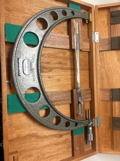 MITUTOYO 103190 MICROMETER GAGE-Used