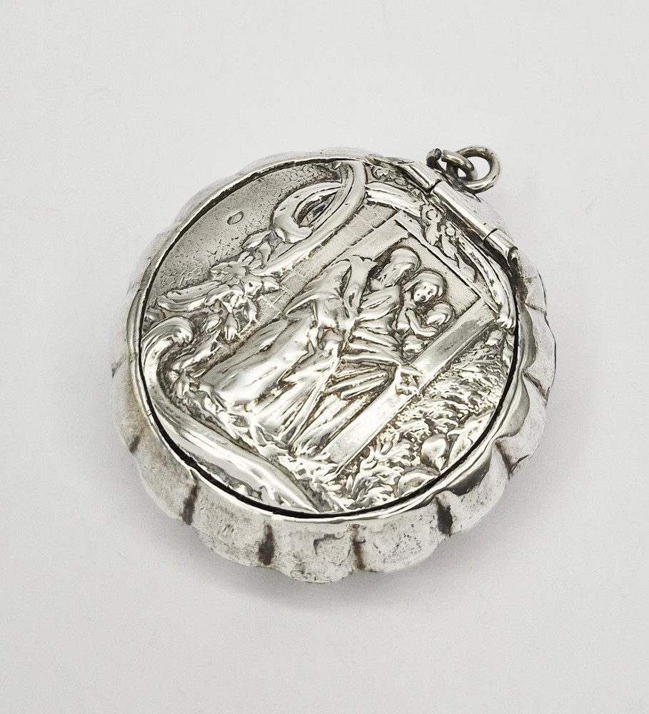 19TH CENTURY DUTCH SOLID SILVER NEOLCLASSICAL CHATELAINE SNUFF BOX