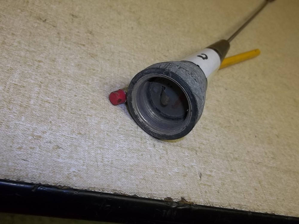 Antenna 33-1/2" w/ Base Adjustable *FREE SHIPPING*