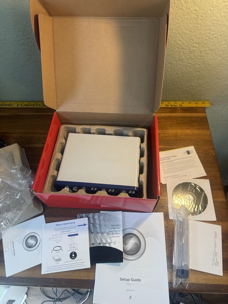 Digidesign Mbox 2 USB Audio Interface w/ Original Box & Accessories Untested