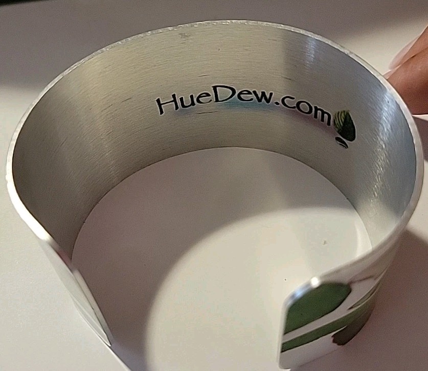 Signed Hue Dew .com