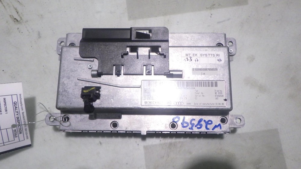 08 AUDI Q7 Info Screen 8T0919603C