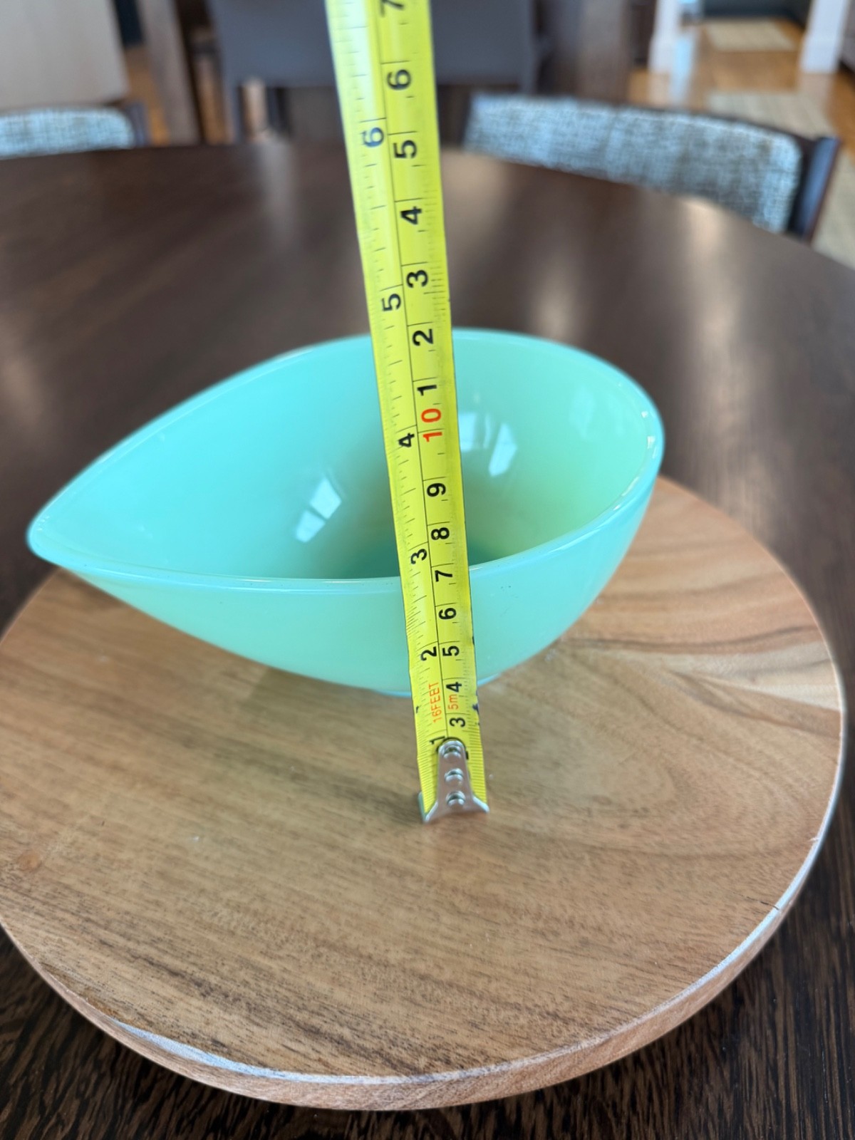 FIRE KING Jadeite Swedish Modern Tear Drop 6.5" Mixing Bowl