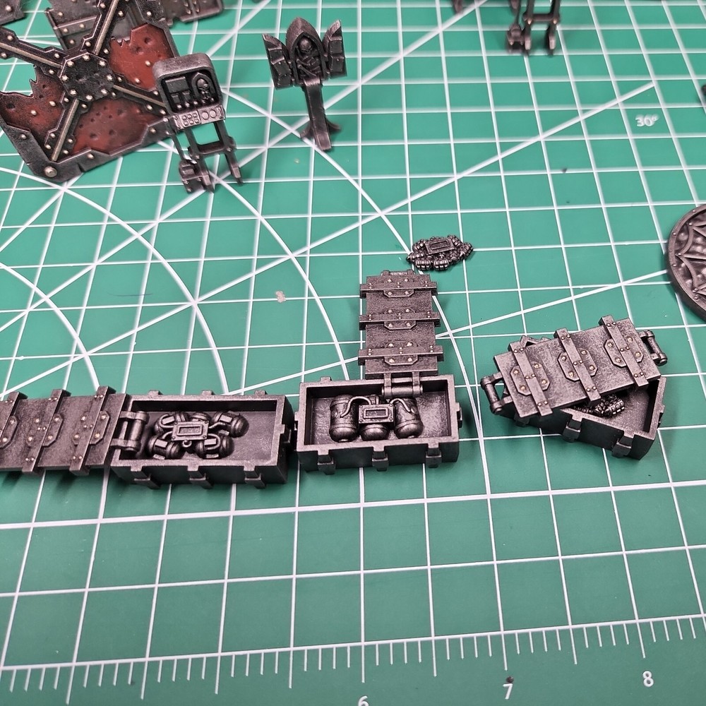 Warhammer 40K Terrain Bits. Barricades, Objective markers, Ammo cache kill team