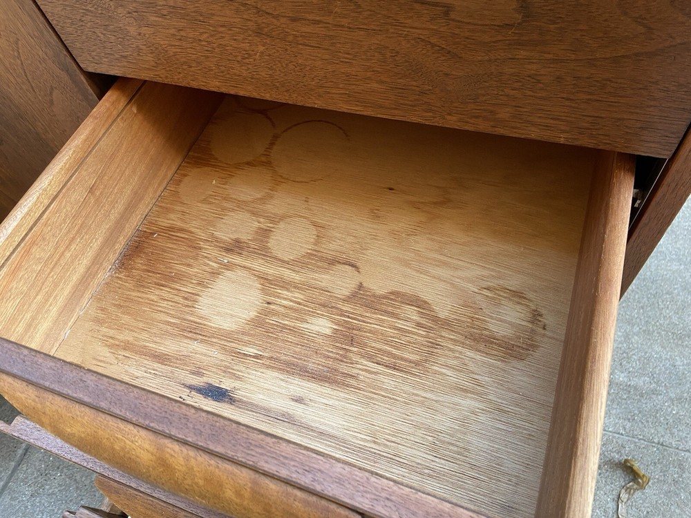 Jens Risom Mid century Modern Walnut Credenza Sideboard Unmarked