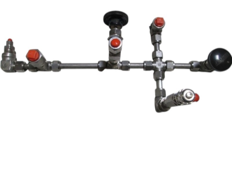 HYDROSTATIC TRANSMITTER 2050 PSIG  NSNP