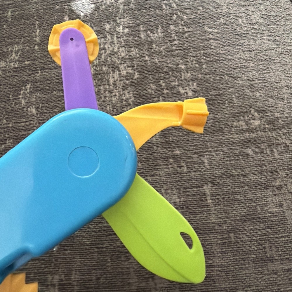 Play Do Fun Cutter Multi-Tool / Swiss Army Knife