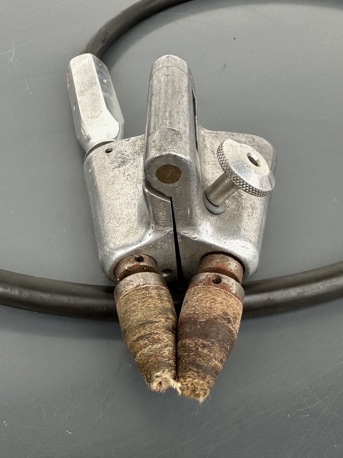 Ideal Model 45-104 Flexible Shaft Wire Stripper with Foot Pedal Switch