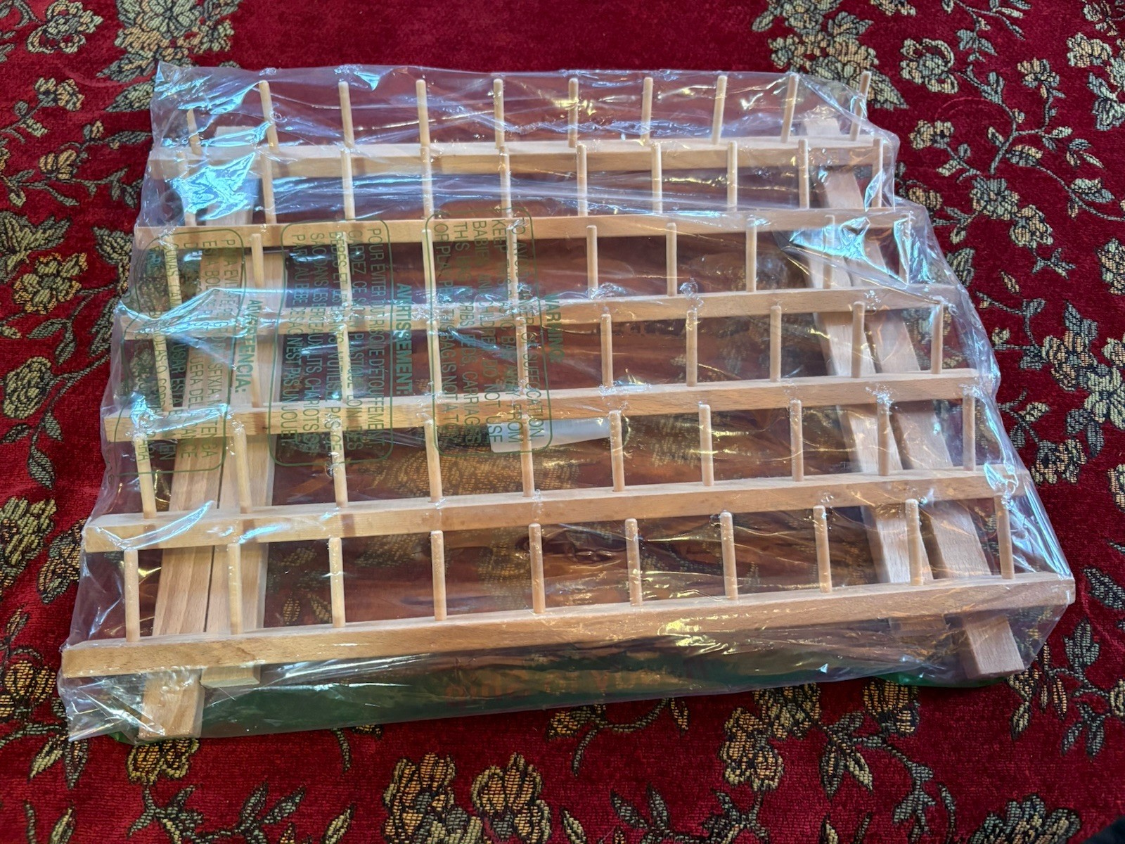 60 Spool Prym Consumer Inc USA Thread Holder Rack Stand Or Wall Hang, Sewing