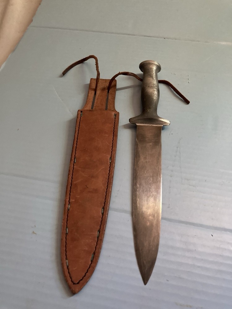WW2 Fighting Knife