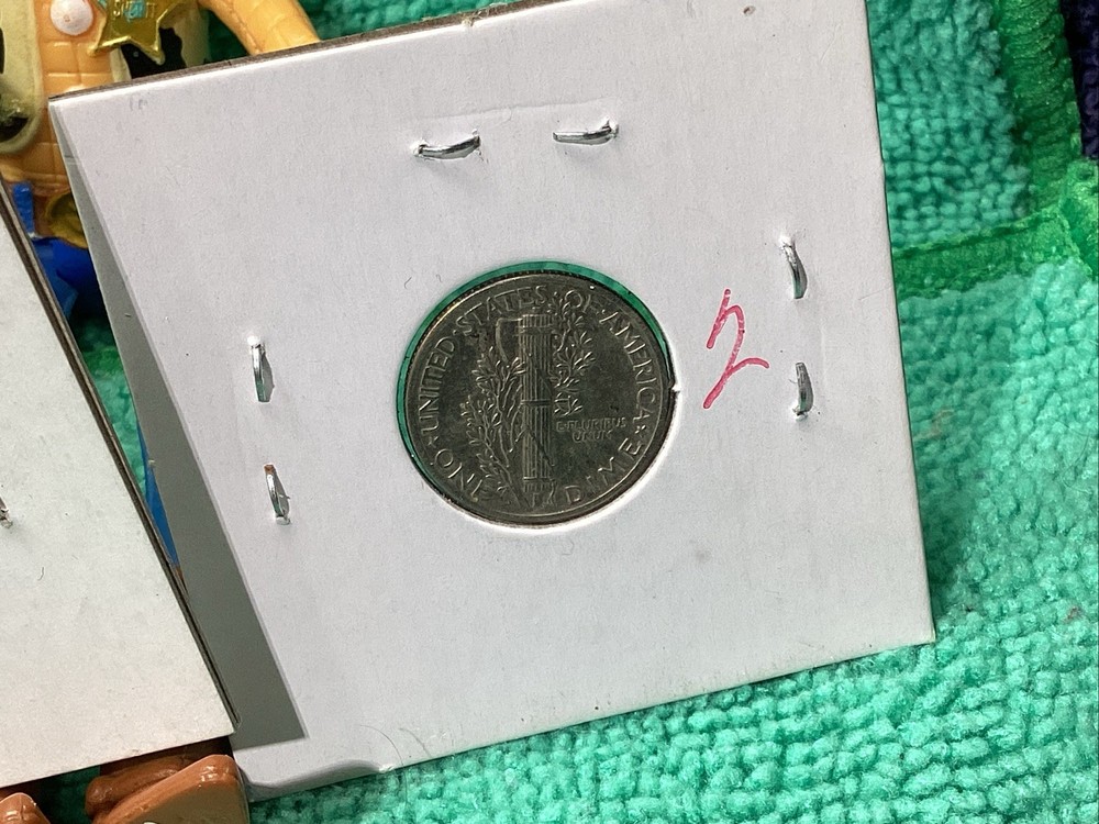 THREE 1943 MERCURY HEAD DIMES 🍀