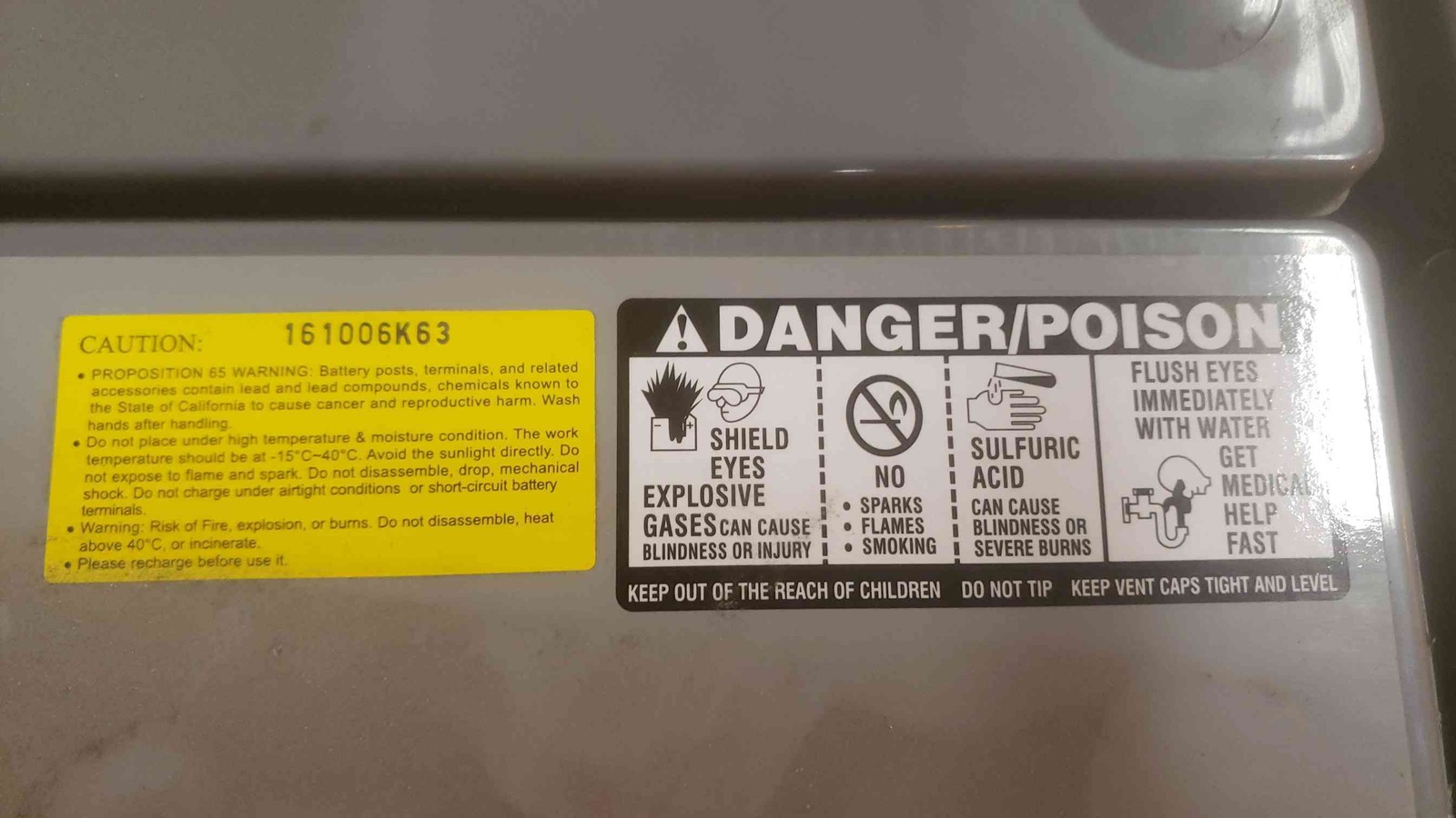 100 AH Eaton 390W/Cell VRLA Battery 12V PWHR12390W4FR (SKU: 110364)