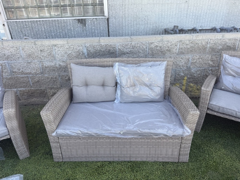 5 Piece Rattan Patio Set Beige