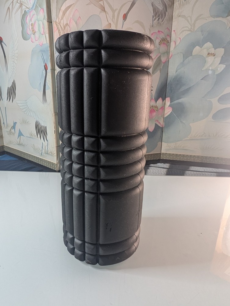 TriggerPoint GRID Foam Roller - Black - Deep Tissue Massage & Recovery - Clean