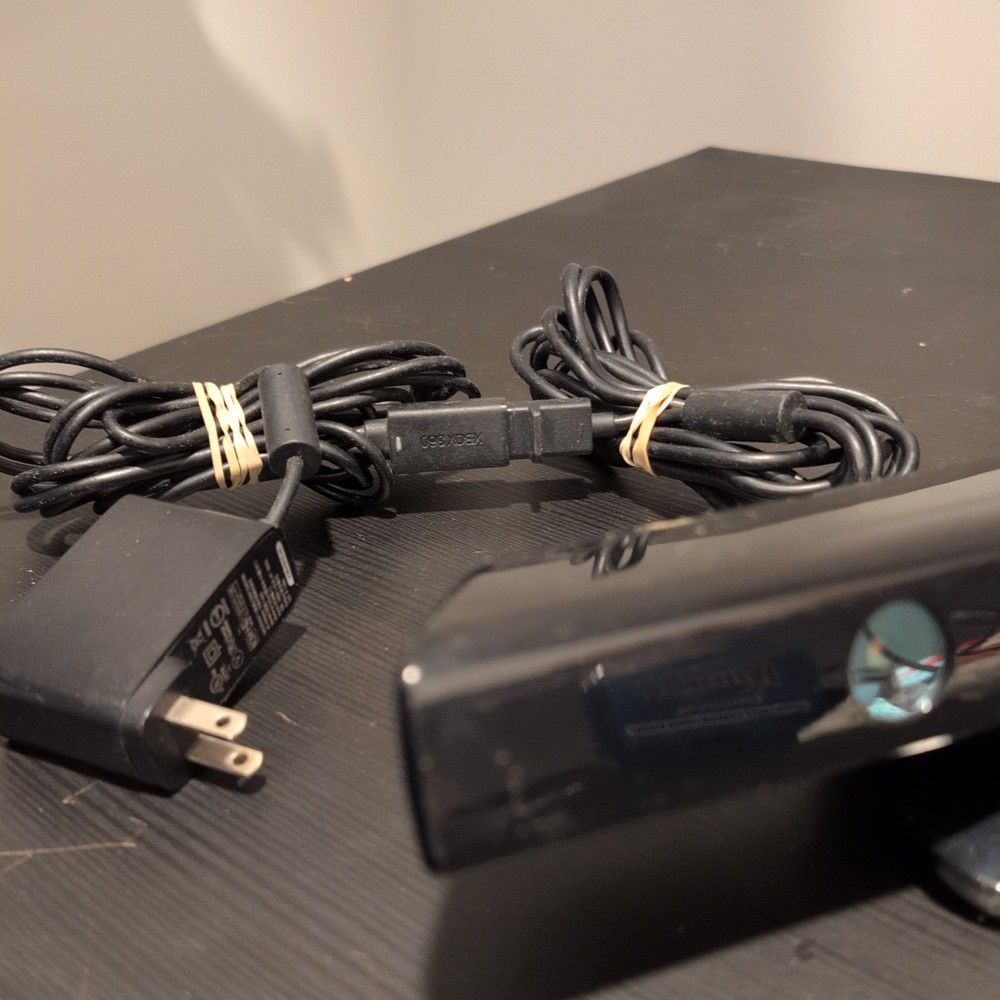 Official Microsoft Xbox 360 Kinect Motion Sensor Bar! ~ Fast Ship!