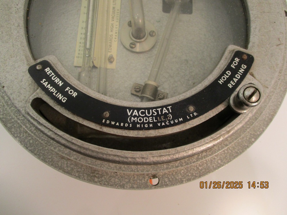 VACUSTAT, VACUUM GAUGE, Mod IE2, PANEL MOUNTED VINTAGE PHYSICS, SUPERB