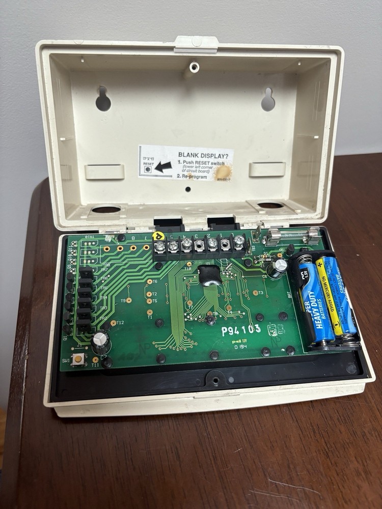 Nelson 3-Zone Program Irrigation Sprinkler Controller 8425