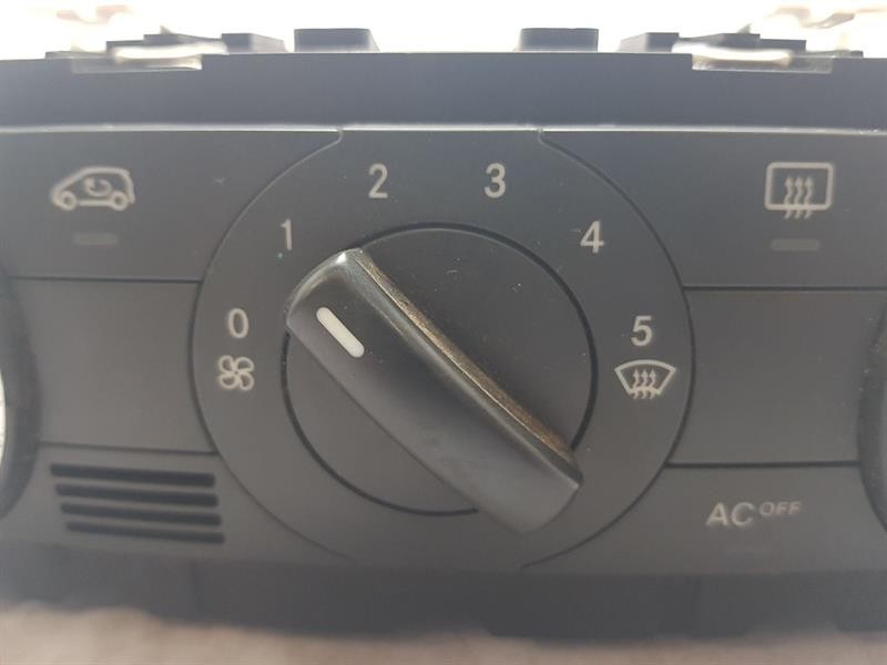 2005 MERCEDES A-CLASS HEATER CONTROL PANEL ASSEMBLY A1698300585