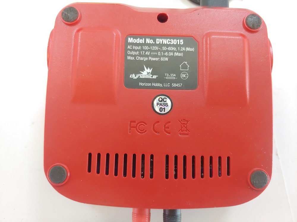 Dynamite Passport P1 Mini charger model DYNC3015