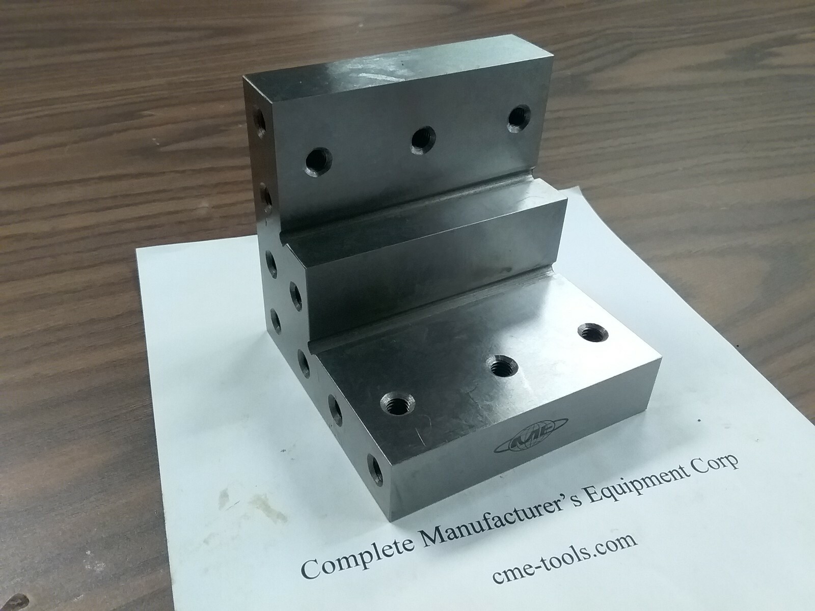ANGLE PLATE 4x4x4" stepped,Precision Ground w. tapped holes 0.0002" #PGAP-4-IN