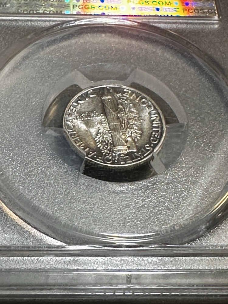 1945 SILVER MERCURY DIME PCGS MS 64 Toned