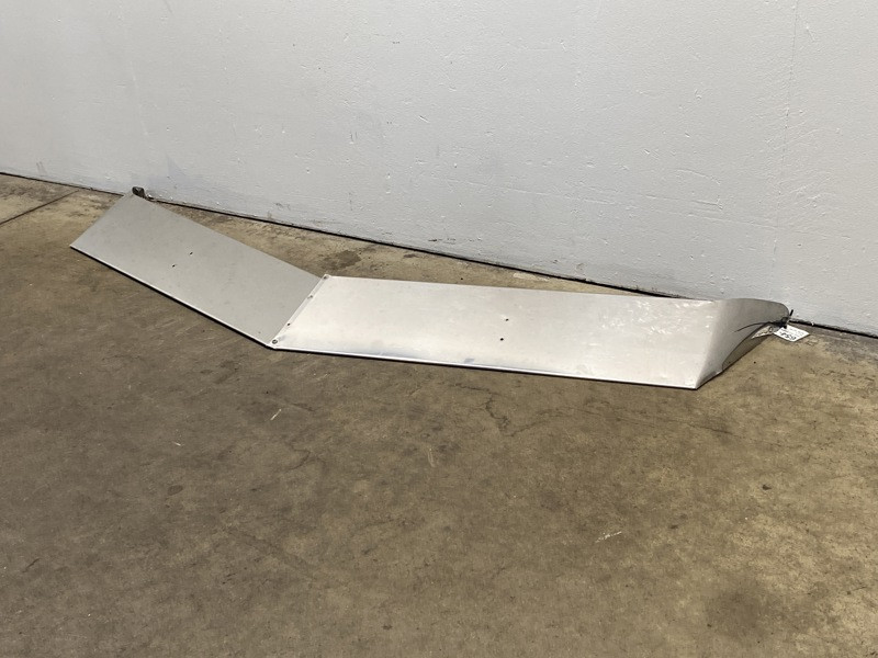 1997 Peterbilt 357 Visor (654-10773)