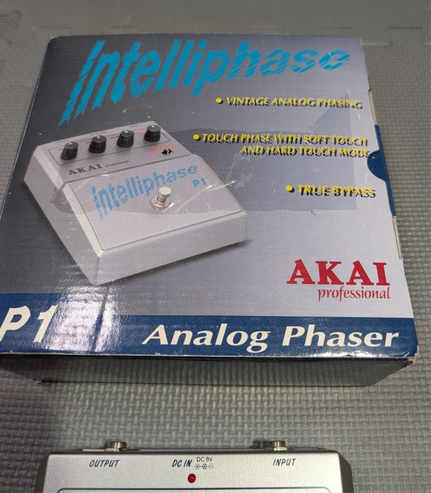 AKAI Intelliphase P1 Analog Phaser - Vintage Dynamic Touch Phasing Effect