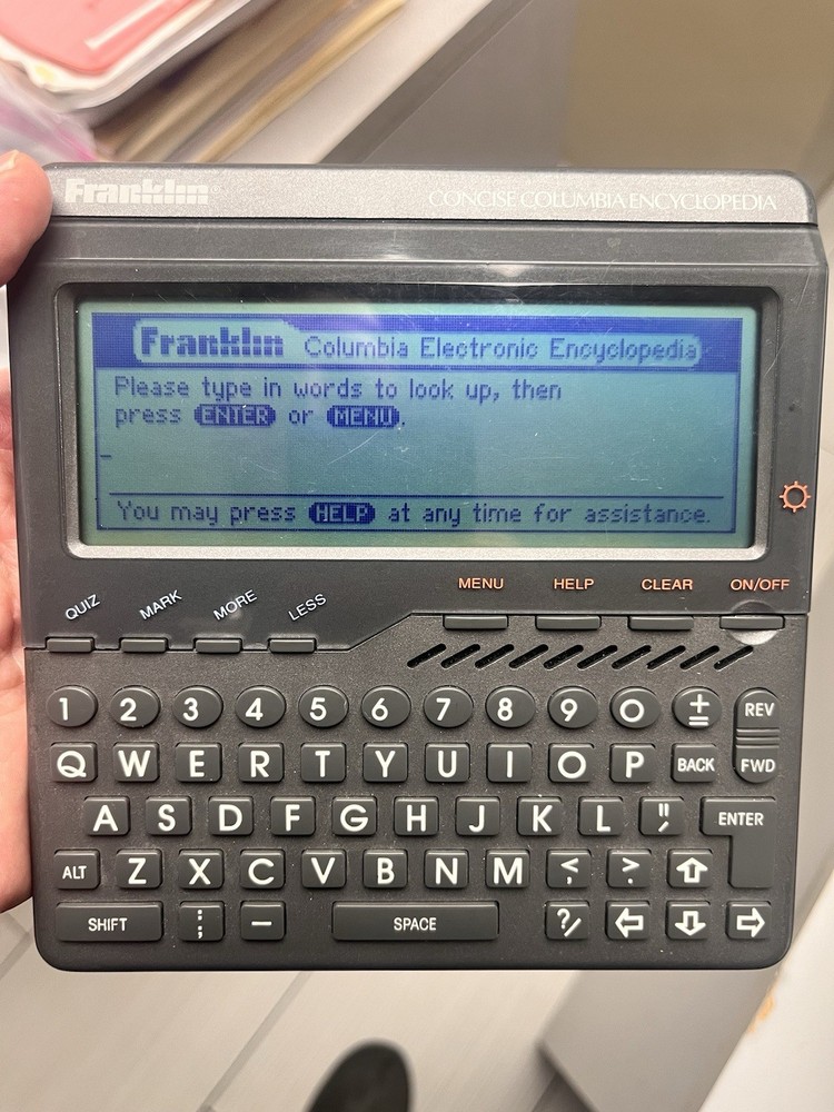 Franklin EC-7000 Concise Columbia Electronic Encyclopedia Handheld Tested Works