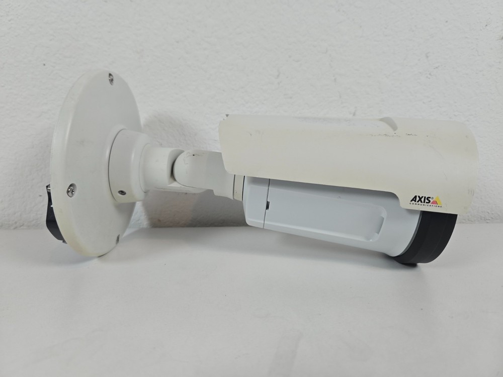 AXIS P1425-LE Mk II 0960-001-02 PoE Network Camera Tested Working