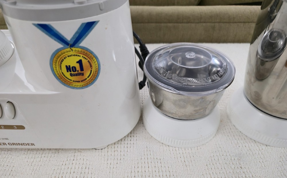 Panasonic Super Mixer Grinder MX-216E With Accessories Clean Nice Untested!