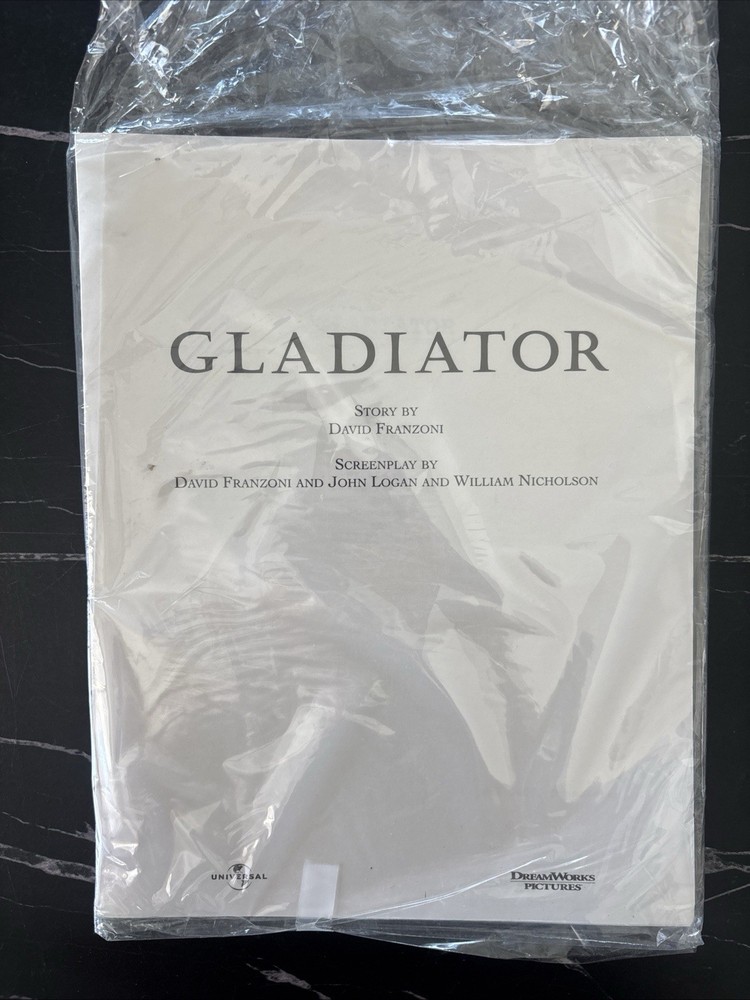 Original Gladiator Full Script Rare 2000 ￼ Dreamworks Universal Studios NEW