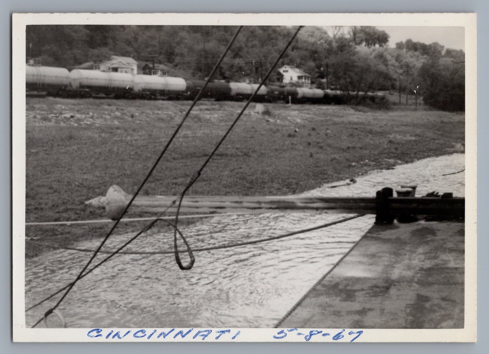 1967 Gulf Oil & Gas Vintage 4.25 x 3" Photo Pipeline Cincinnati, Ohio   9407