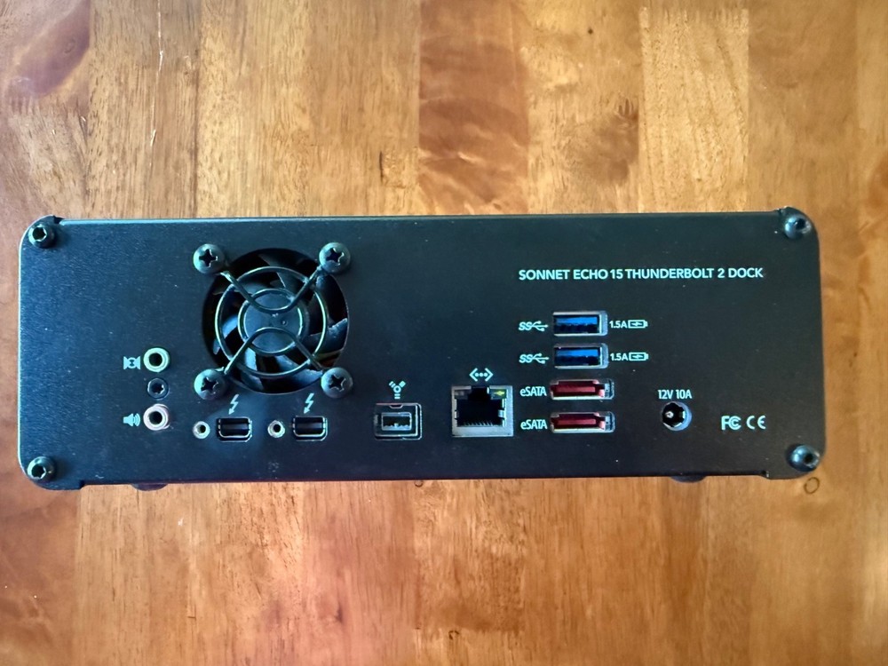 Sonnet Echo 15+ Thunderbolt 2 Dock 16-Port Docking Station