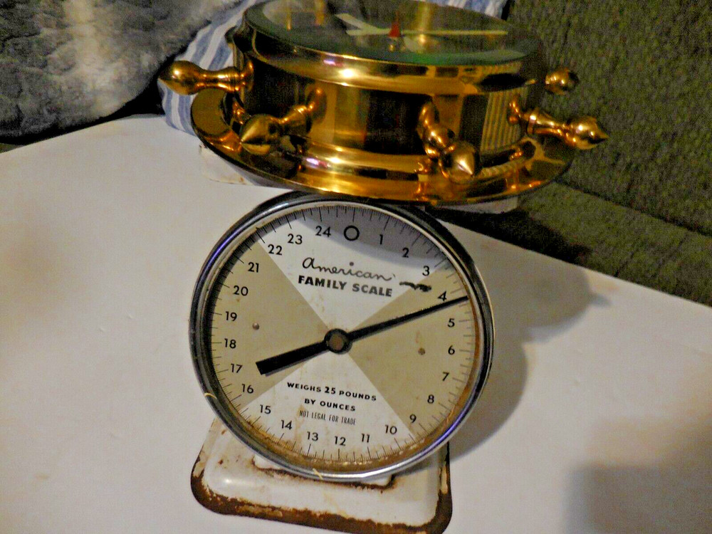 Vintage SHIPS TIME all Solid Brass Ship Nautical Wheel Wall Quartz Clock, 8" Dia