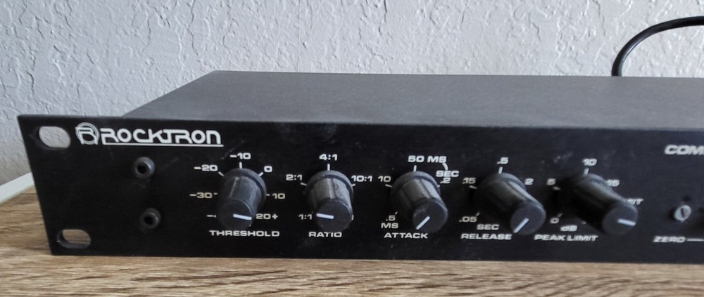 Vintage Rocktron 300A Compressor/Limiter Hush II Dynamic Processor