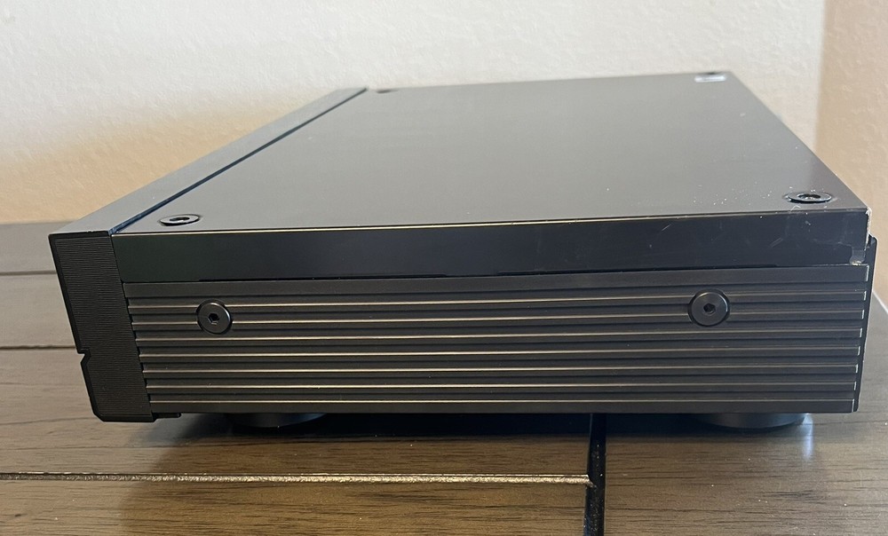 Denon DCD-600 Single Disc PCM Audio Super Linear CD Player - AS IS!