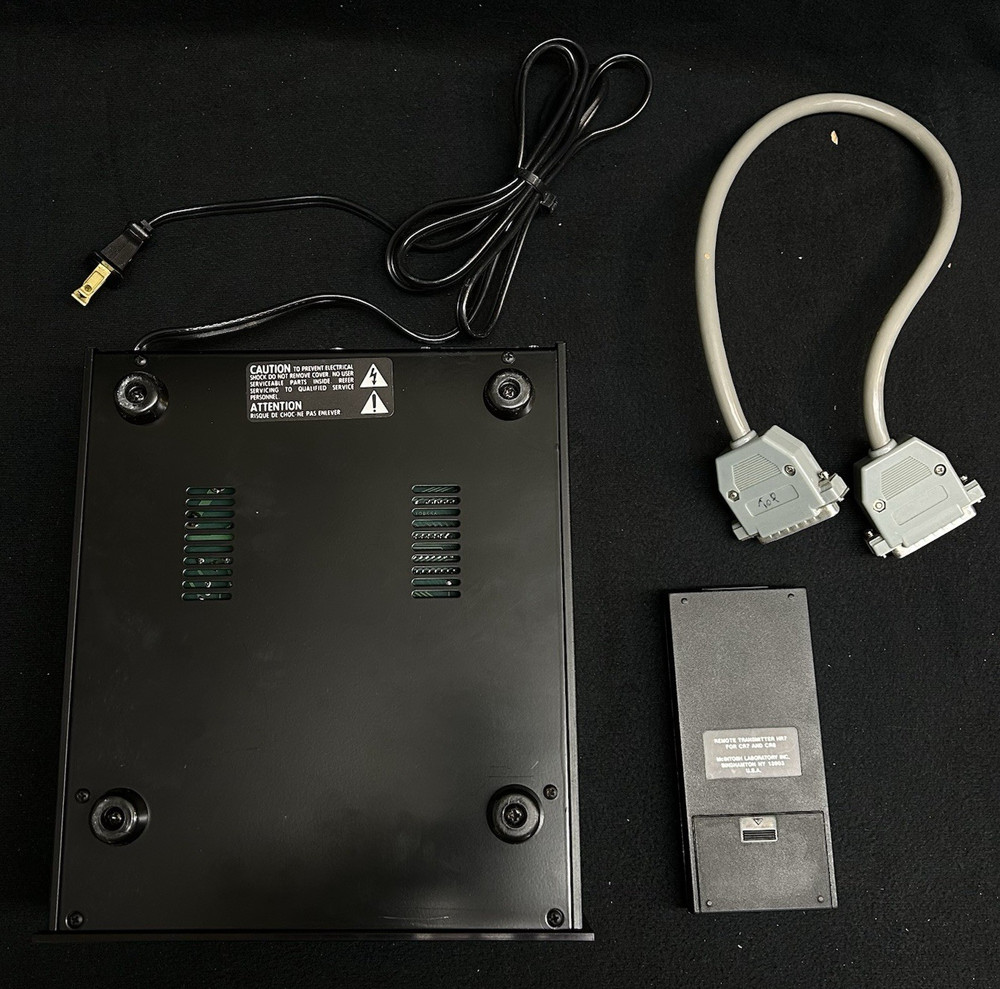 McIntosh CR8 Remote Area Controller with Remote in Original Box