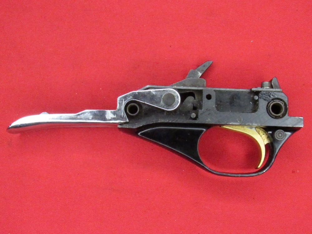 Weatherby Model 82 Trigger Plate Assembly - 12 Gauge - 074
