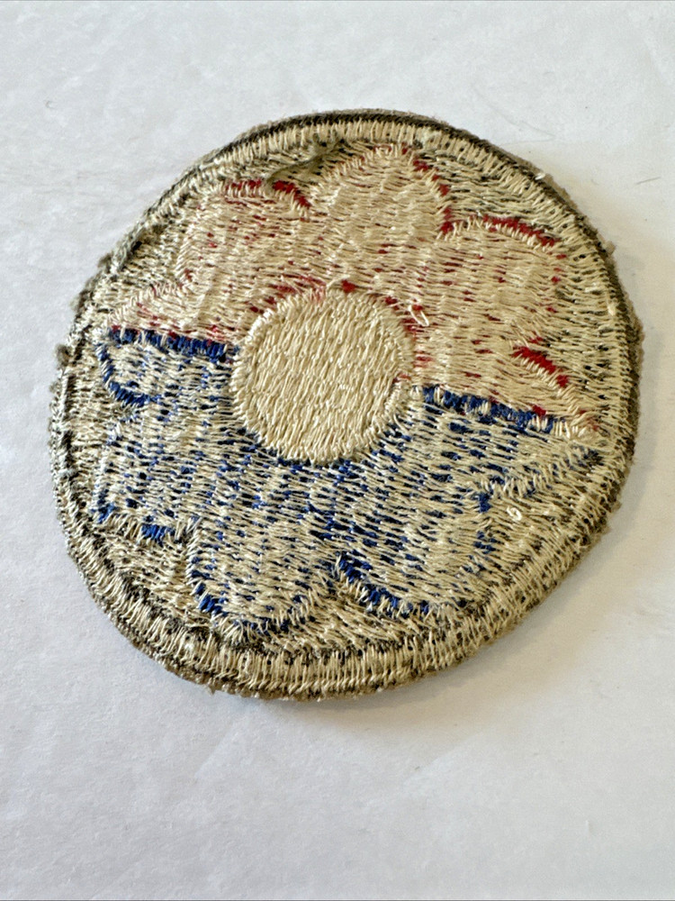 WW2 Vintage U.S. Army 9th Infantry Division Patch Snow Back Original Cut Edge