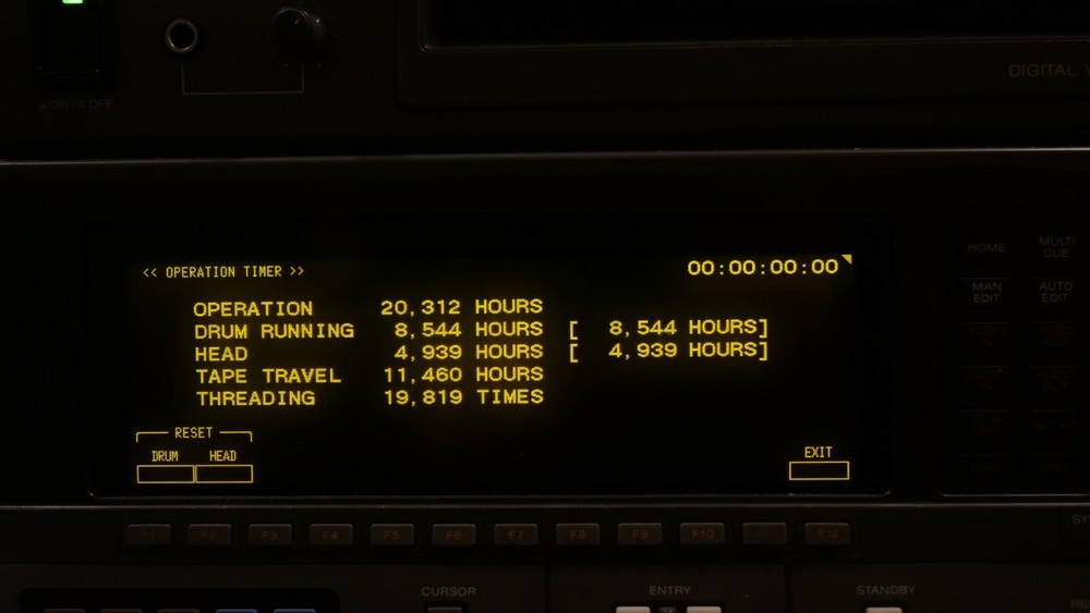 Sony DVR-10 D2 Composite Recorder (partially tested, needs set-up)