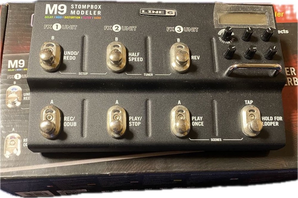 LINE 6 M9 Stompbox Modeler Multi-Effects Pedal w/ New Genuine Adapter