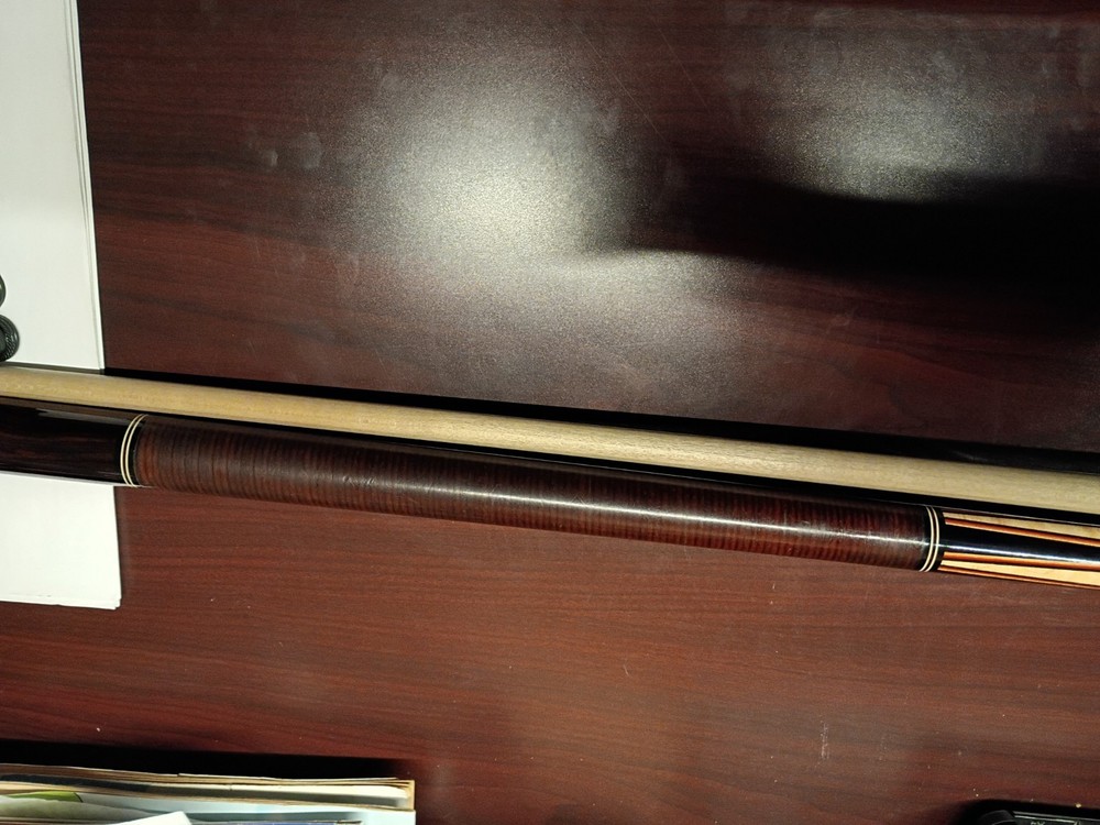 Tiger Pool cue