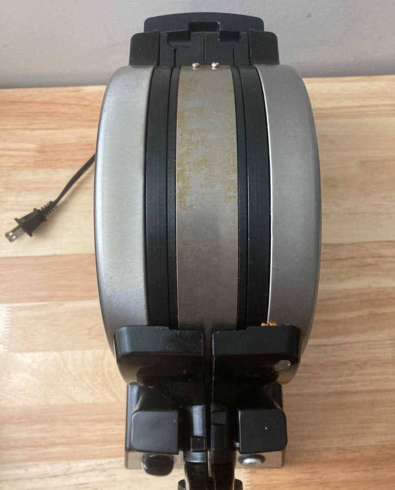 Farberware Double Flip Waffle Maker Model 201844 (Tested)