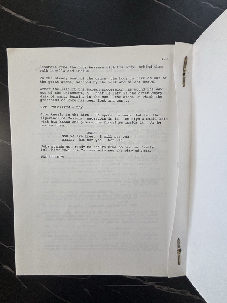 Original Gladiator Full Script Rare 2000 ￼ Dreamworks Universal Studios NEW