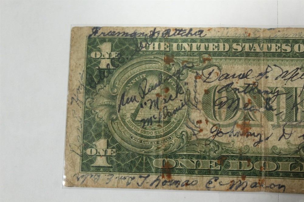 Vintage 1935D $1 US Silver Certificate